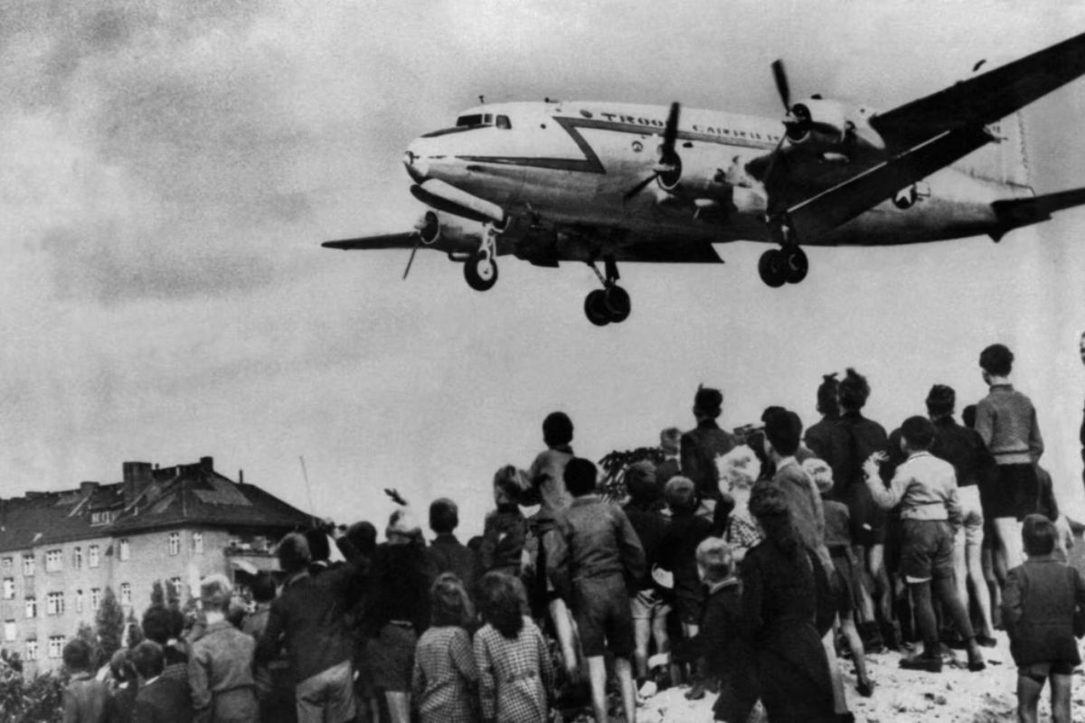 History of June 26: Berlin Blockade Airlift begins