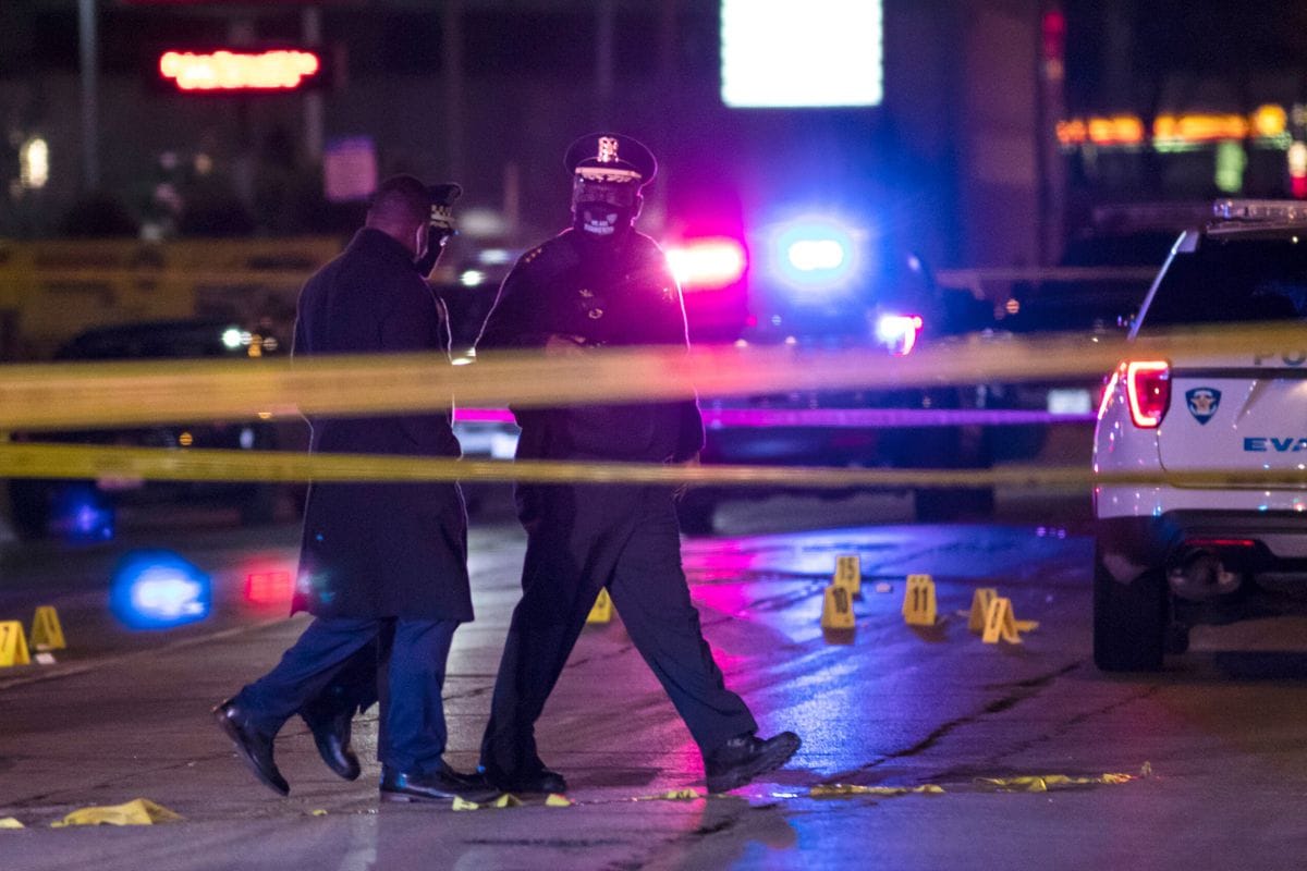Tragic Day in Chicago: 35 Shot and 5 Dead as Violence Surges
