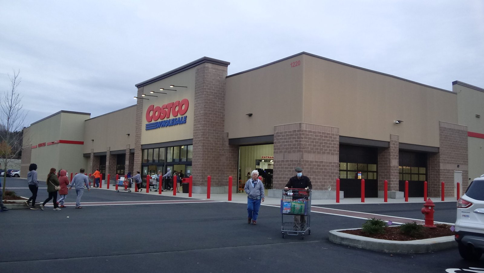 Costco Wholesale storefront, related to the company's $14 million email settlement